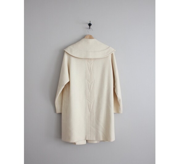 swing coat / 1960s coat / cream full coat