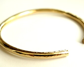Gold Bangle, Open Bangle Bracelet, Bangle Stacking Bracelets, Trendy Gold Filled Bracelets, Handmade Bracelets, VenexiaJewelry
