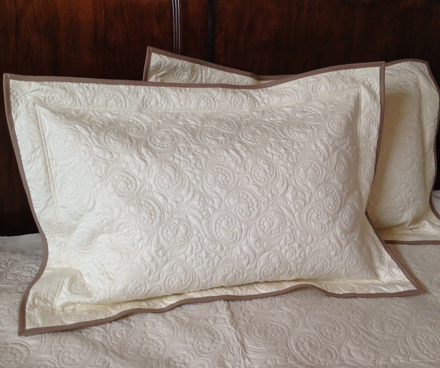 Chandeliers & Pendant Lights