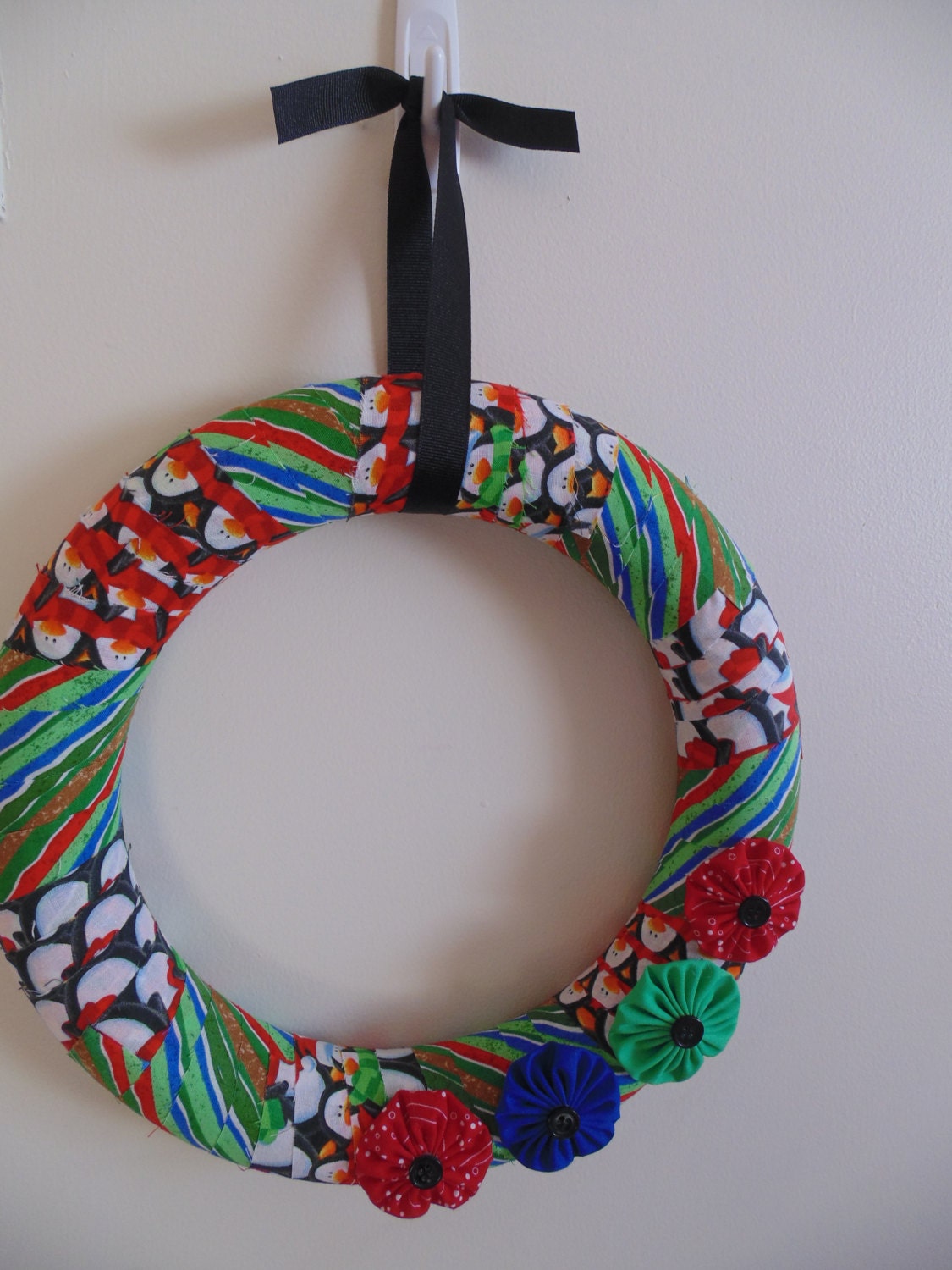 12 inch Christmas Fabric & Yo Yo Wreath