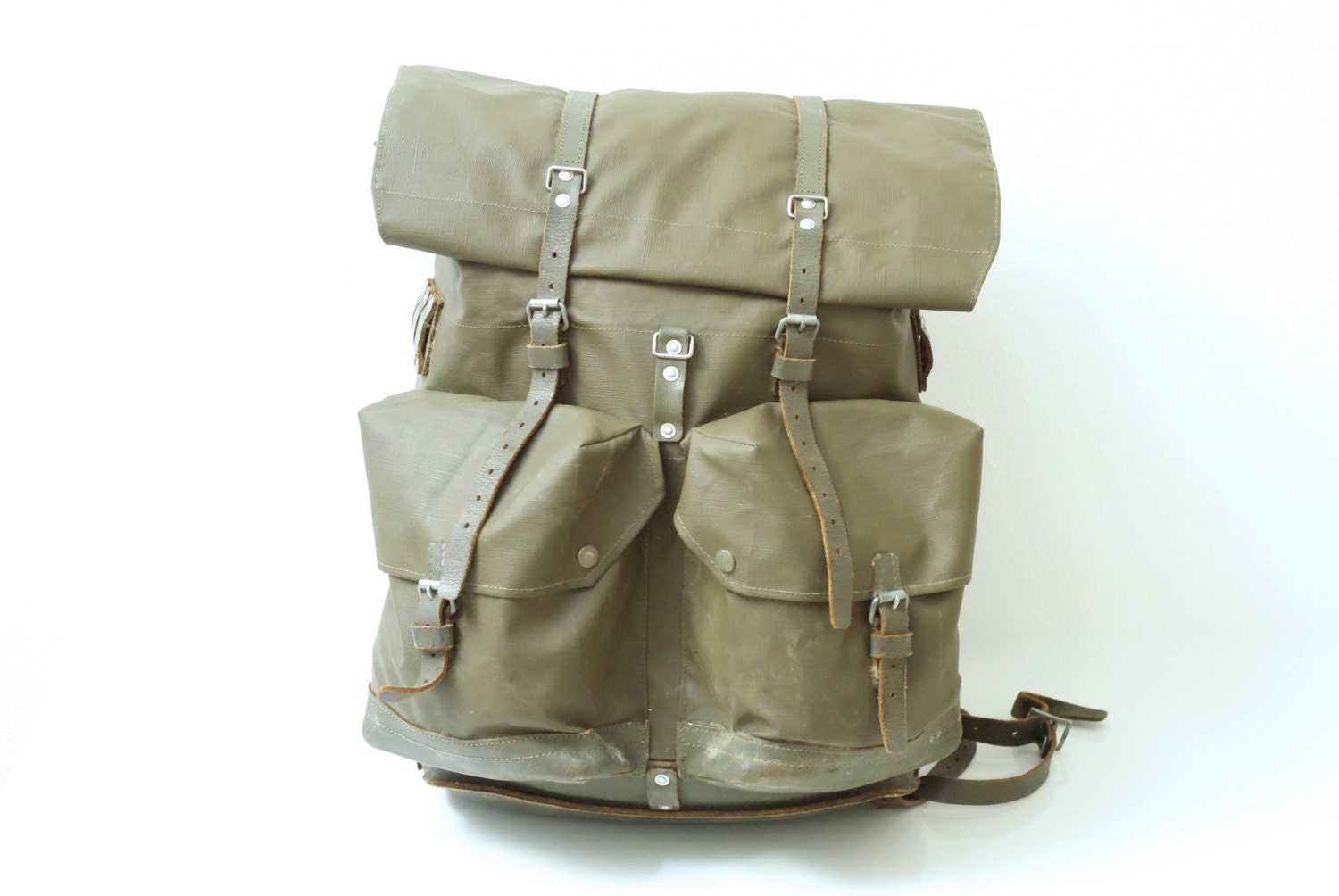 SWISS ARMY BACKPACK 1979 Extra Large Military by CurialVintage