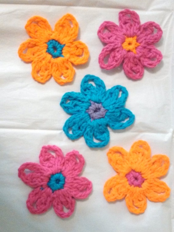 Set of 5 Spring Flower Appliques Set, 4" Diameter, Set of 5