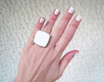 White ring, white statement ring, white resin ring, alabaster ivory white glass ring, modern minimalist, summer wedding bridal jewelry