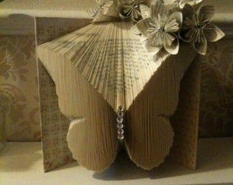 Book Folding Pattern for a Beautiful Butterfly +FREE TUTORIAL