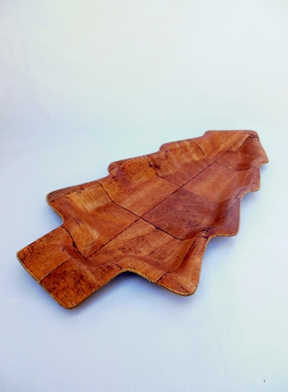Woven Wood Christmas Tree Shaped Tray Dish or Platter Pine