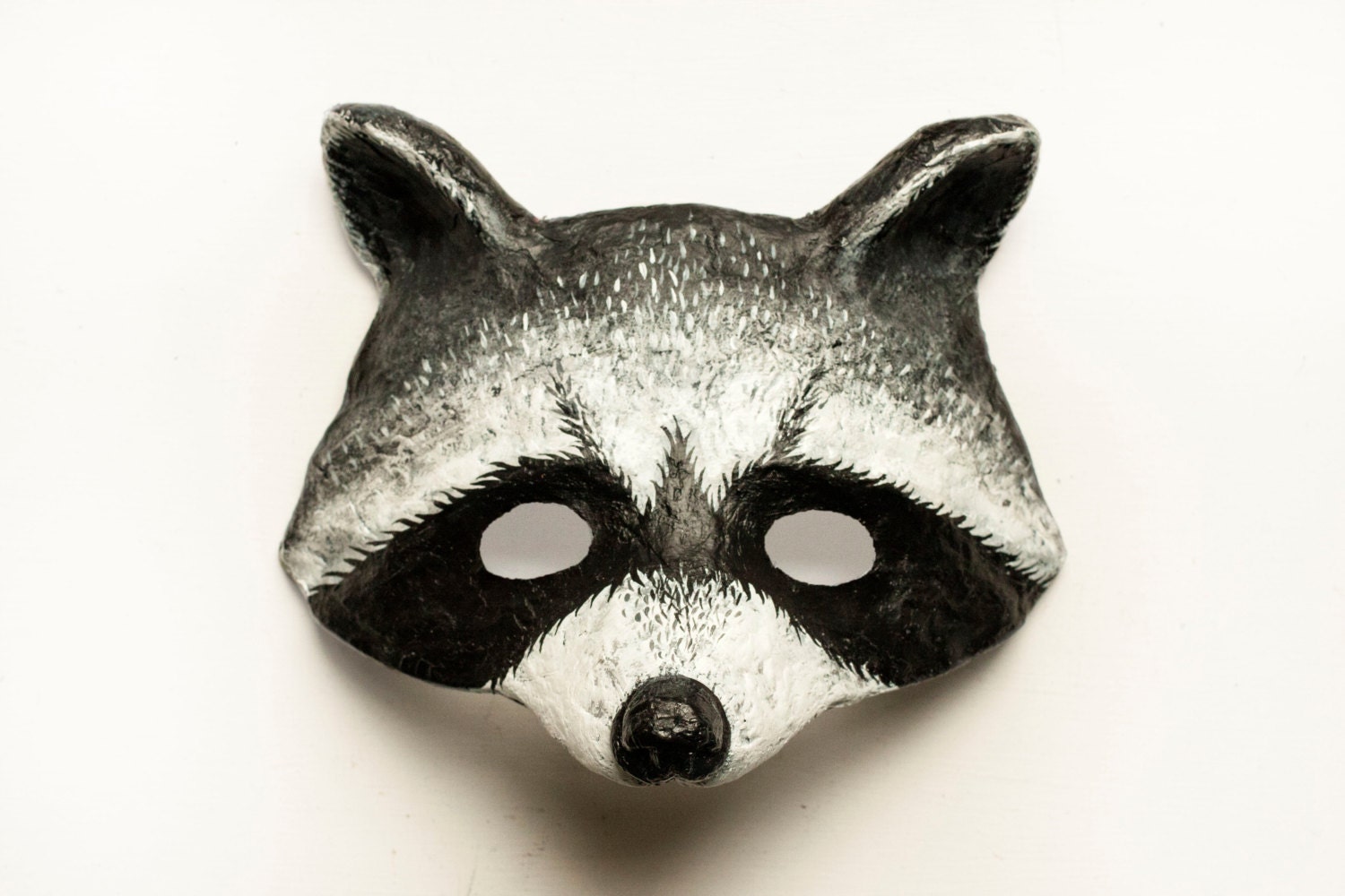 How To Make A Raccoon Mask