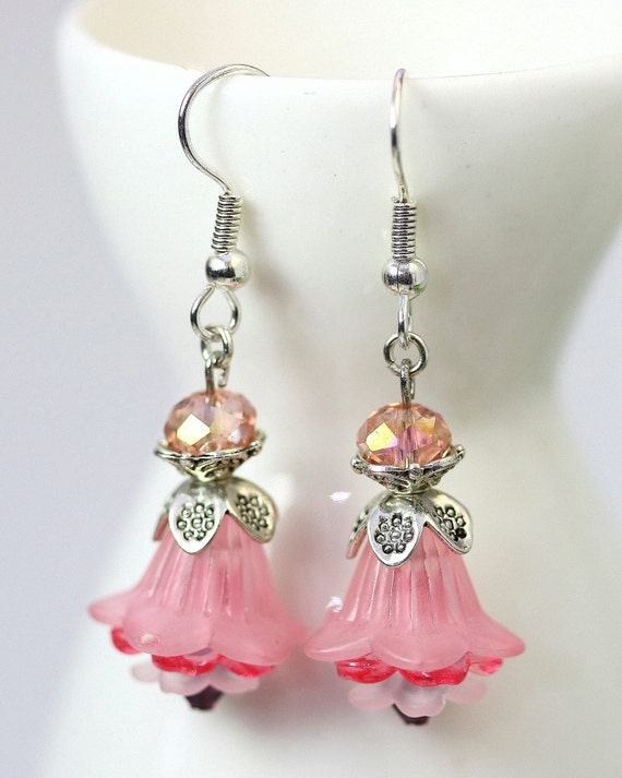 Light Pink Earrings Pink Flower Earrings Pink by TrinketHouse