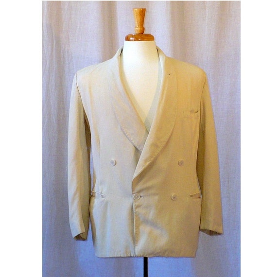 38 Vintage 1930s White Dinner Jacket Double by GetLuckyVintage
