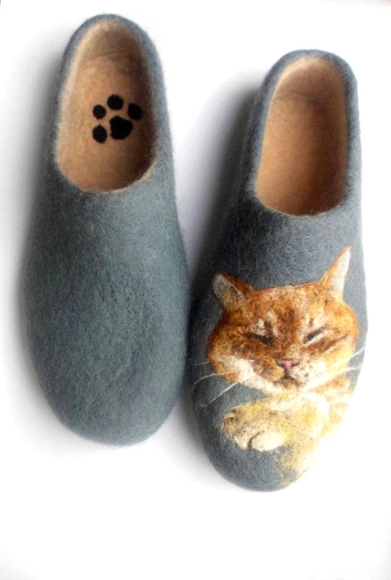 felt cat slippers