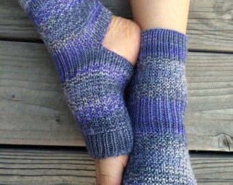 Hand Knit Yoga Socks (Lavender Topaz)