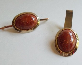Vintage Gold Tone Burnt Orange Speckled Faux Stone Collar Clip and Tie Clip