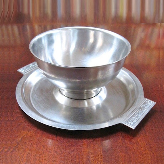 Chip and Dip Serving Bowl with Attached Tray International
