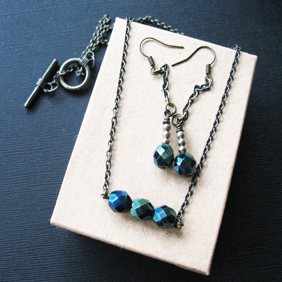 Cerulean Blue Necklace and Earring Jewelry Gift Set For Women. Blue and Green Jewelry