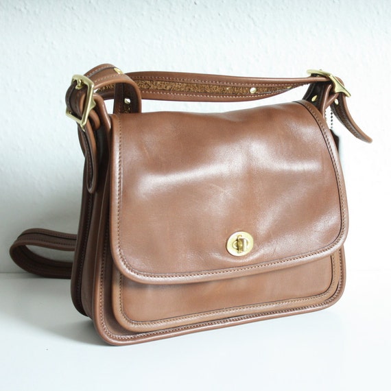 Vintage COACH Rambler Legacy Leather Bag Turn Key by nstylevintage