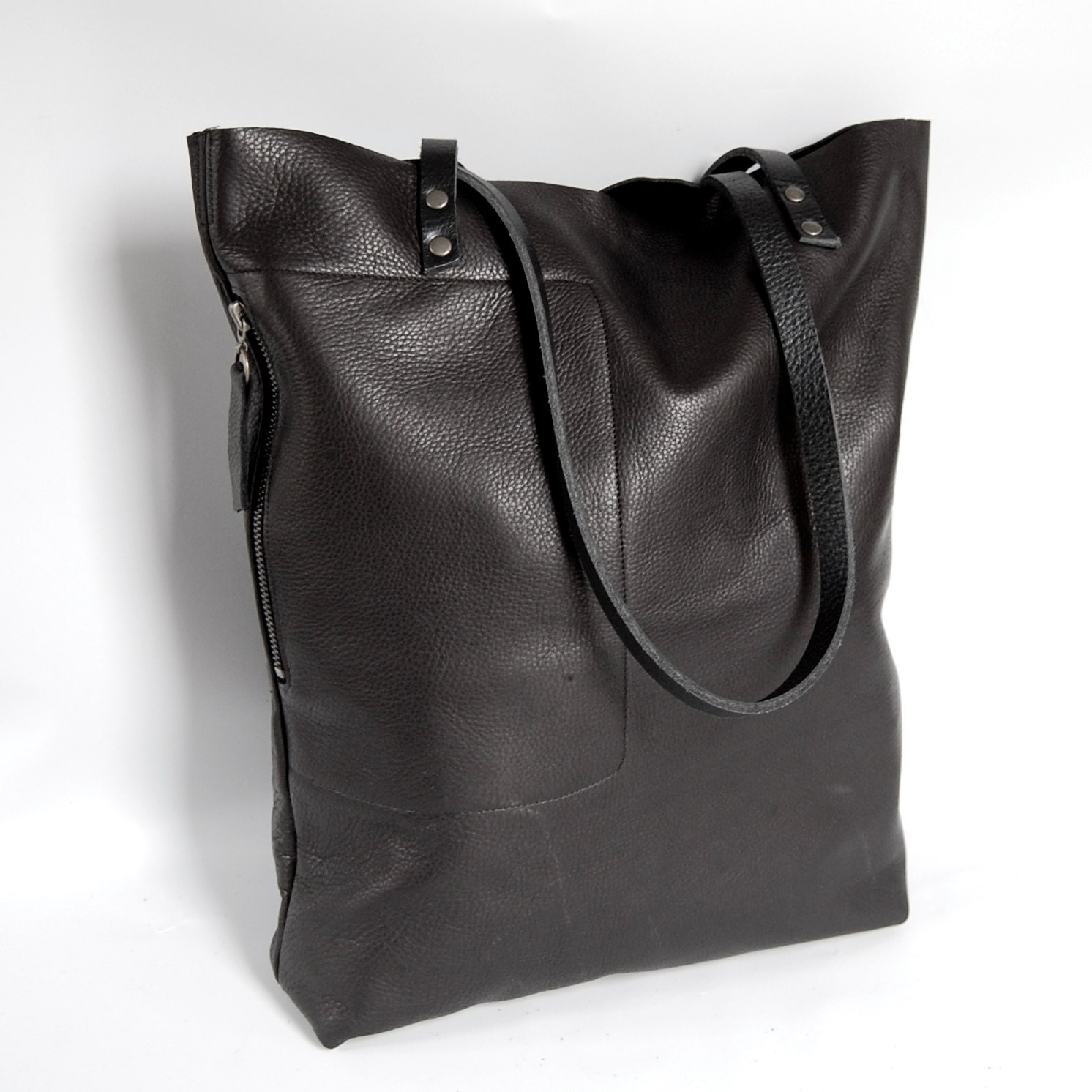 Large Camino leather tote bag in black macbook pro bag