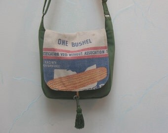 Settlemyre Seed Sack Messenger Handbag