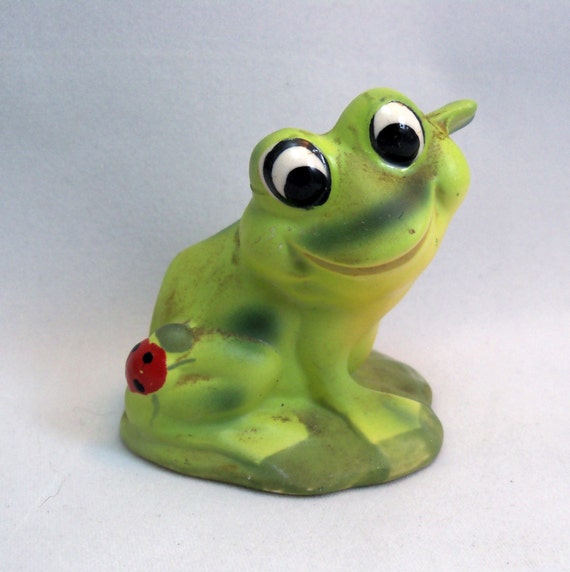 antique frog statuette