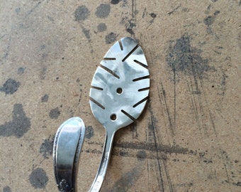 FUNKY SPOON HOOK