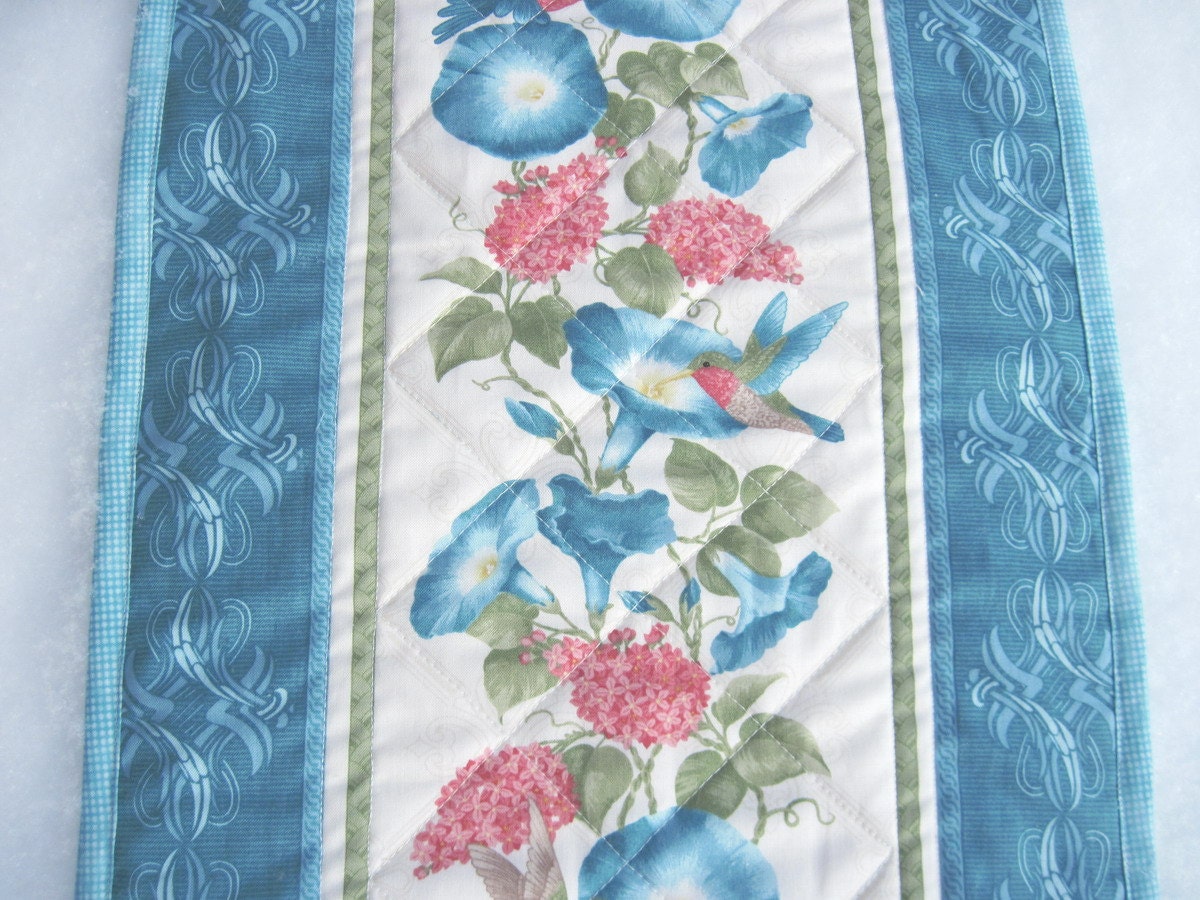 Quilted table runner blue and white Glorious Hummingbirds with