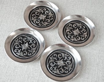 Coaster Set - Scandinavian Style - Embossed 18/8 Stainless Steel
