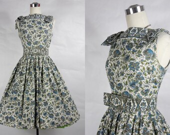 1950 Lucille Ball Style Check Taffeta Circular by vintagebluemoon