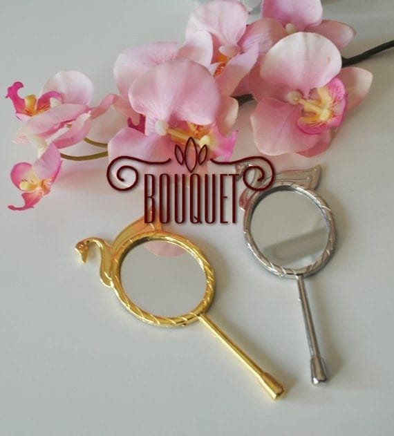 unique wedding favor mirrors for your special guests