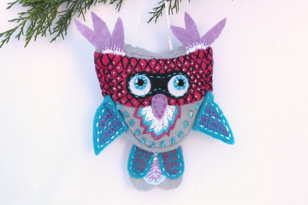Soft Owl Ornament - Beaded Embroidered Felt Owl - Handmade Christmas Decoration - Gray Pink Aqua Owl Home Decor