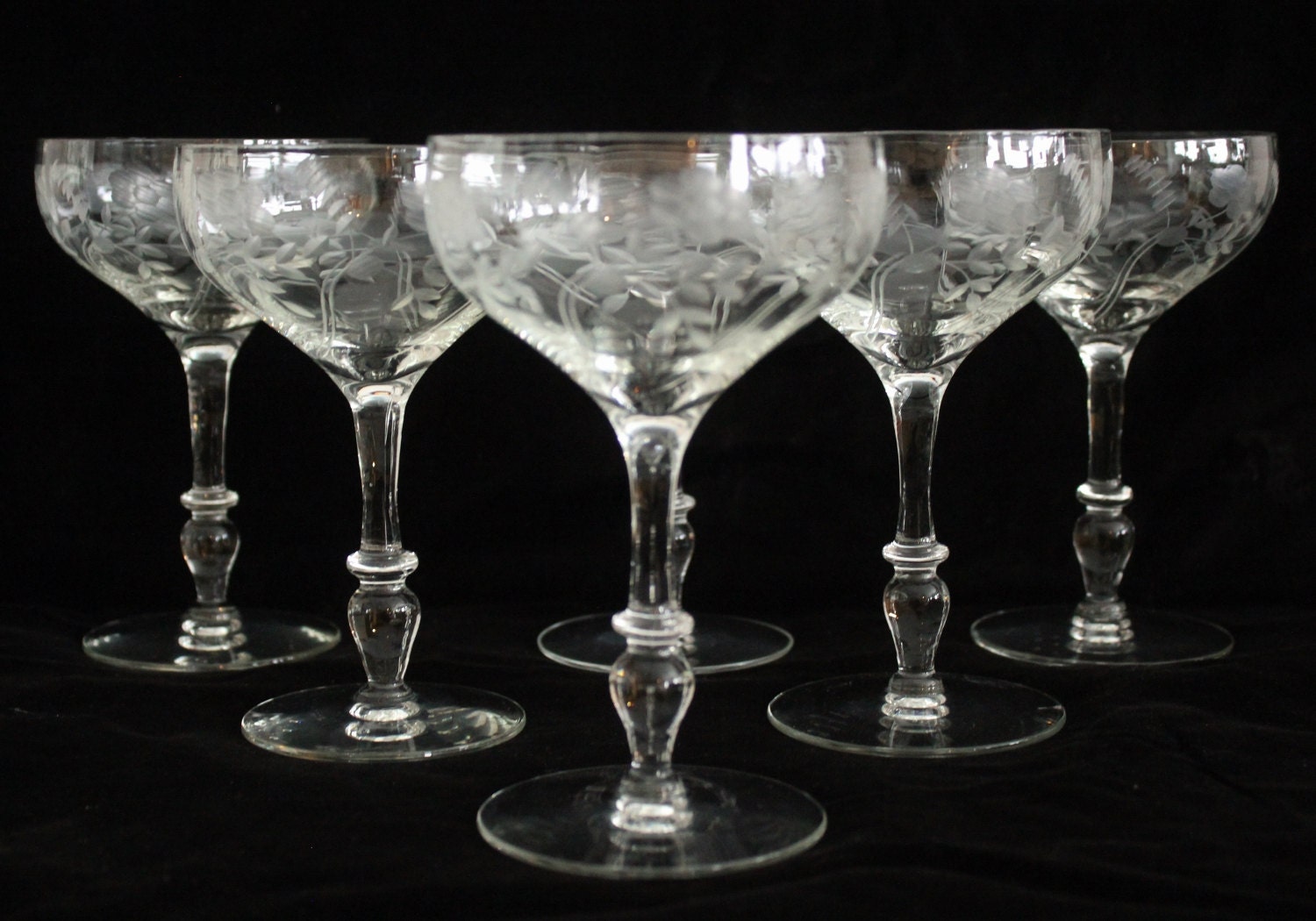 6 Antique Etched Paneled Elegant Crystal Stemware Wine Glasses 