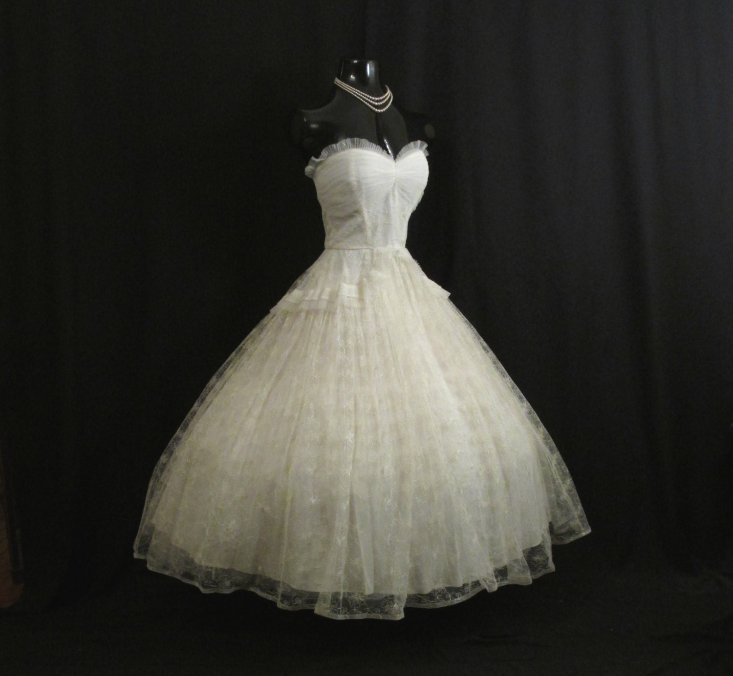 Vintage 50's 50s STRAPLESS Bombshell Ivory Tulle