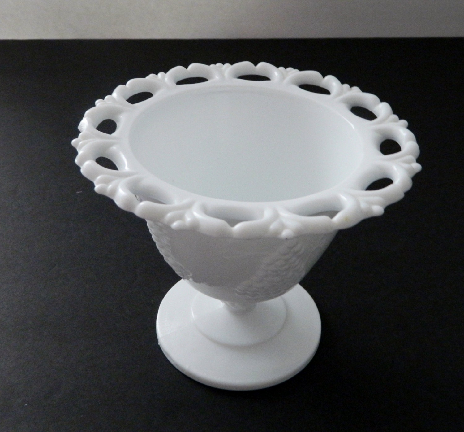 Indiana Colony Harvest Grape Milk Glass Lace Edge Compote