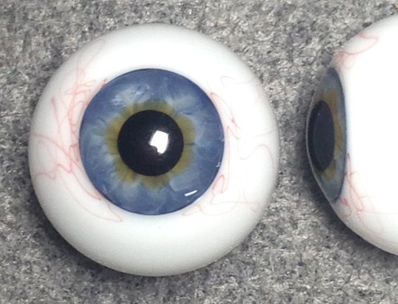 26mm and 24mm Realistic Blown Glass Eyes by EyesFromSchoepfers