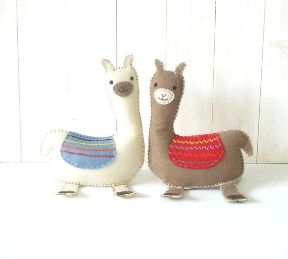 llama plush pattern