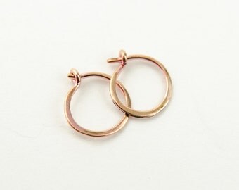 Tiny Rose Gold Hoop Earrings, Classic Rose Gold Hoops, Rose Gold Plated Wire, Minimalist, Modern Jewelry, Hand Made, Gift EAR001