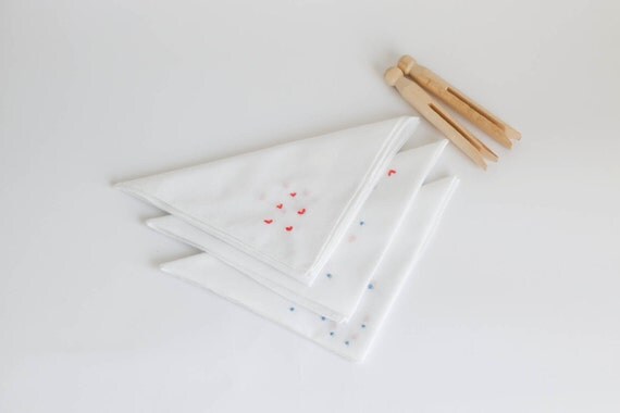 Hand embroidered modern hankie- Pattern 2