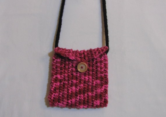 CLEARANCE! Pink and Red Knit Mesh Purse