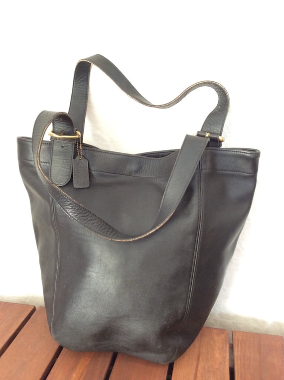 Vintage Genuine Coach Black Leather Tote Shoulder Bag Bucket