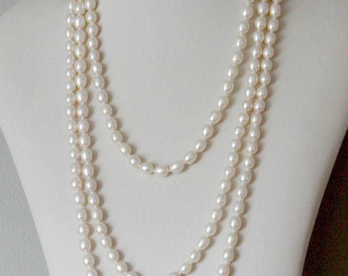 Very long Pearl Necklace,long pearl necklace,Rice Pearl Necklace 67 inche ,Bridesmaid gift,Wedding gift,layer pearl necklace,Christmas gift