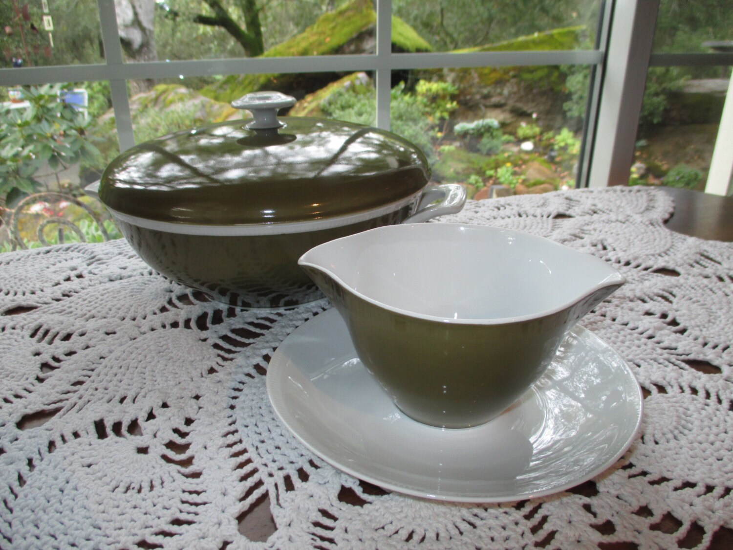 Thomas Germany Covered Serving Dish & Gravy Boat Haute Juice