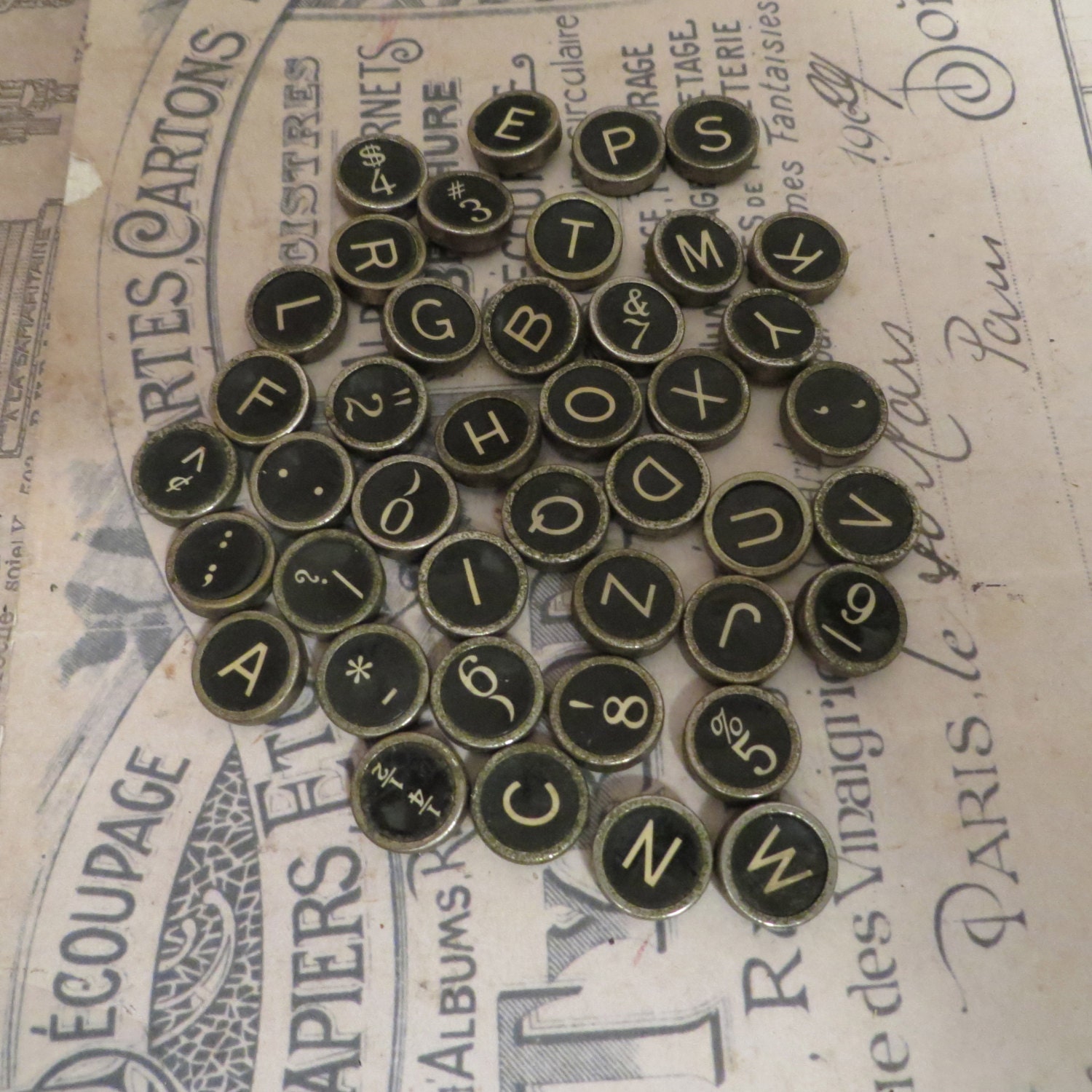 Vintage Typewriter Keys, Craft Supplies, Jewelry Supplies, Vintage