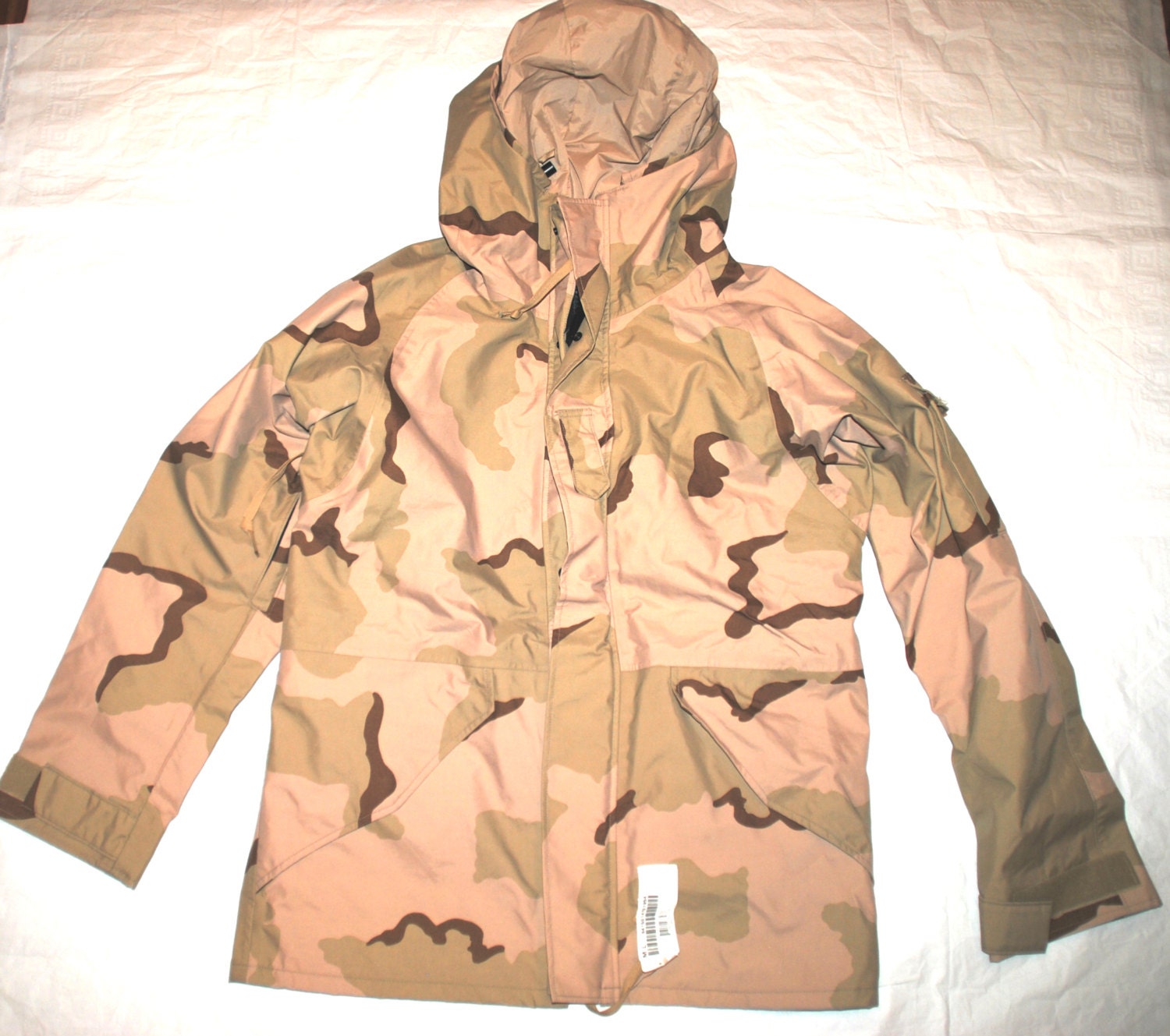 US Army Issue ECWCS Gore tex Desert Camouflage Cold Weather