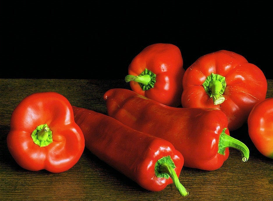 Red Marconi sweet pepper Italian heirloom 25 seeds by SmartSeeds