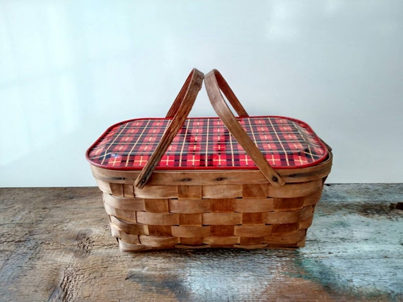 Vintage Picnic Basket. Red Plaid Metal Lid