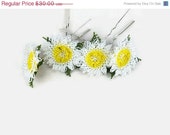 MOTHERS DAY Bridal Crochet Flower Hair Pins - White Daisy Pins - Wedding Hair Accessory - Woodland Wedding