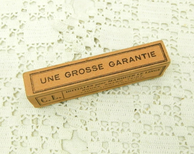 250 cm / 2.7 yards Antique French Unused Reel of Cotton Laundry Label Monogram F L, Vintage Haberdashery Sewing Craft, Retro French Country