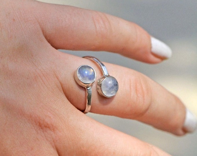 Rainbow Moonstone Sterling Silver Ring, Adjustable Bohemian Style Hand Hammered Silver Ring for Women