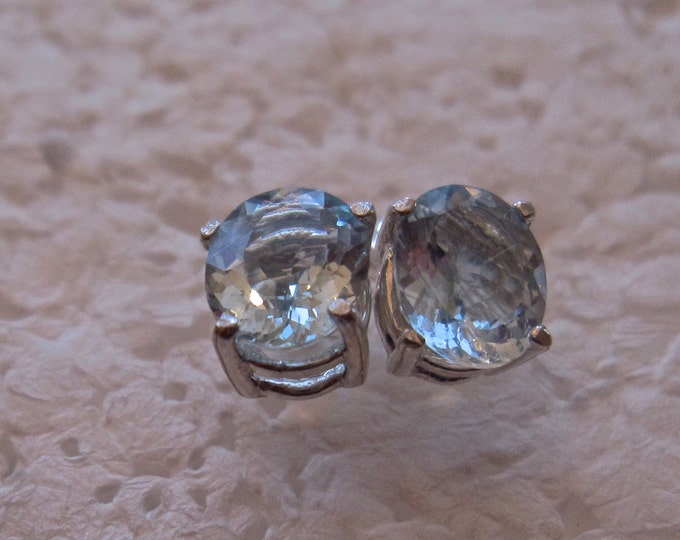 Aquamarine Stud Earrings, 9x7mm Oval, Natural, Set in Sterling Silver E751