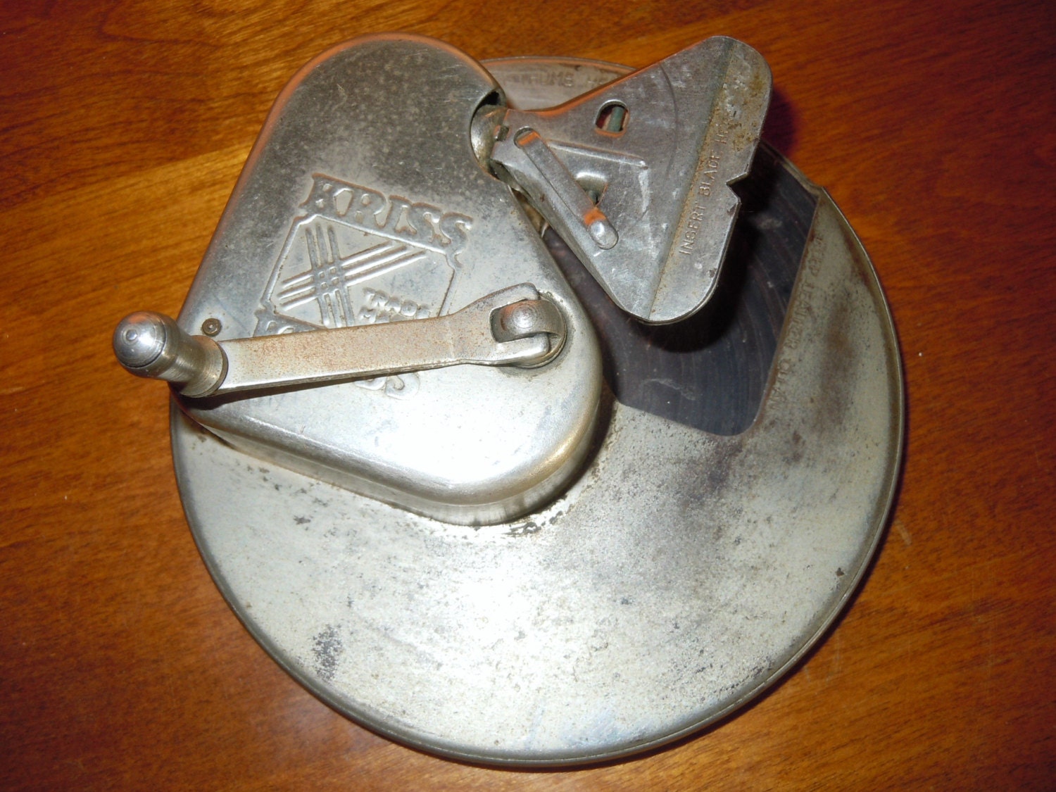 Vintage Kriss Kross Razor Blade Sharpener