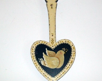 CLEARANCE - Vintage Heart and Dove Wood Wall Hanging - Quaint - Folk Art - Cottage Chic