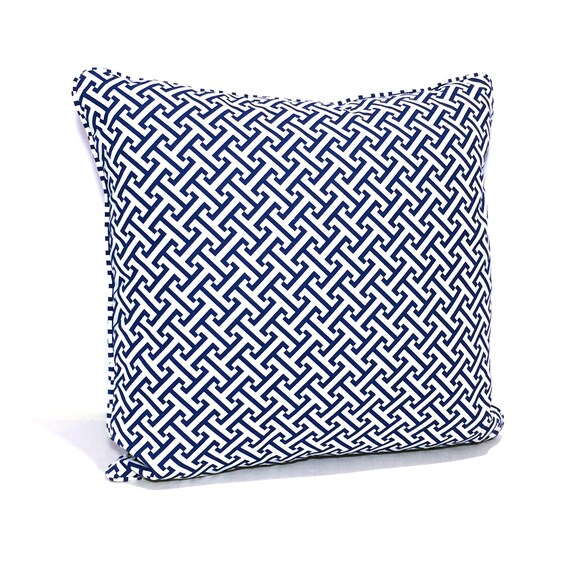 Items similar to Decorative Pillow Cover 20" Navy Blue and White