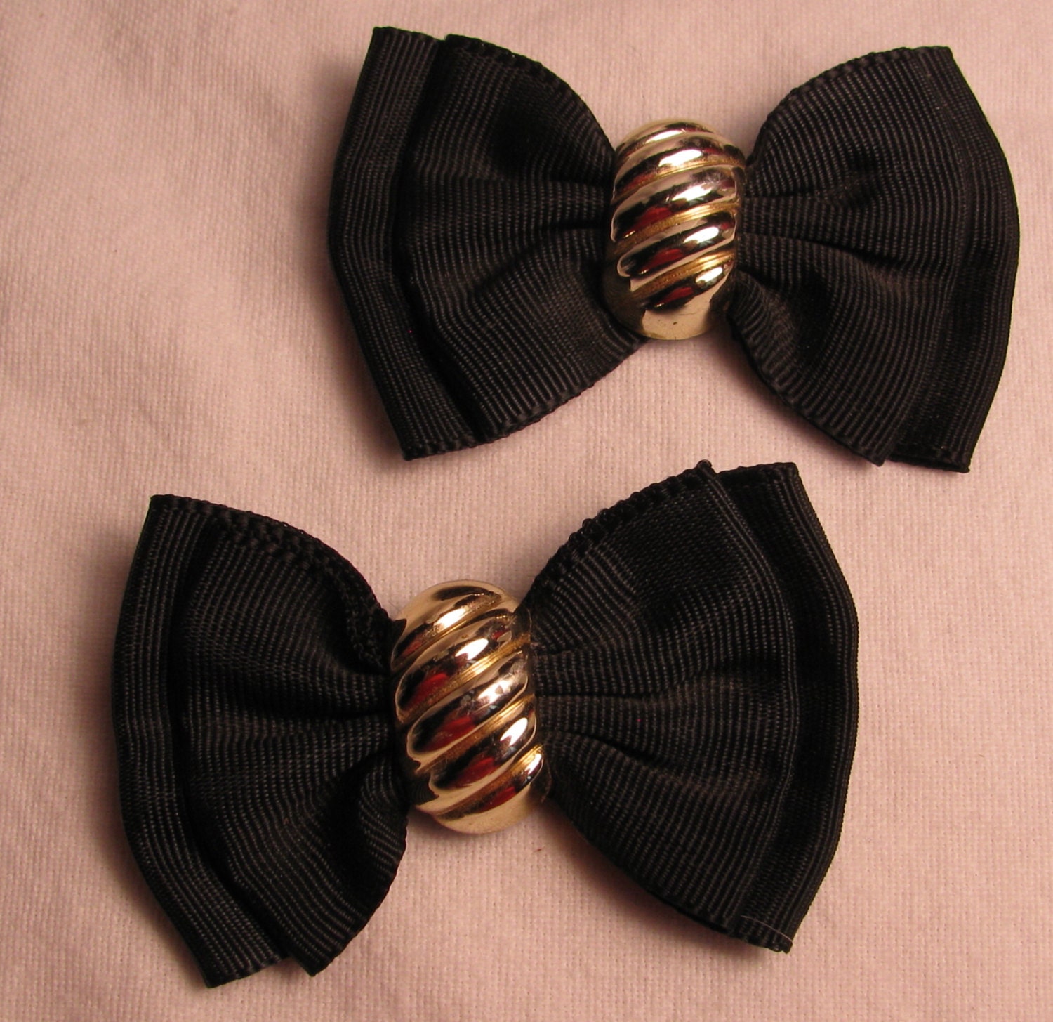 Fun Vintage Black Bow Shoe Clips 2 & 1/2 by Cowdogger on Etsy